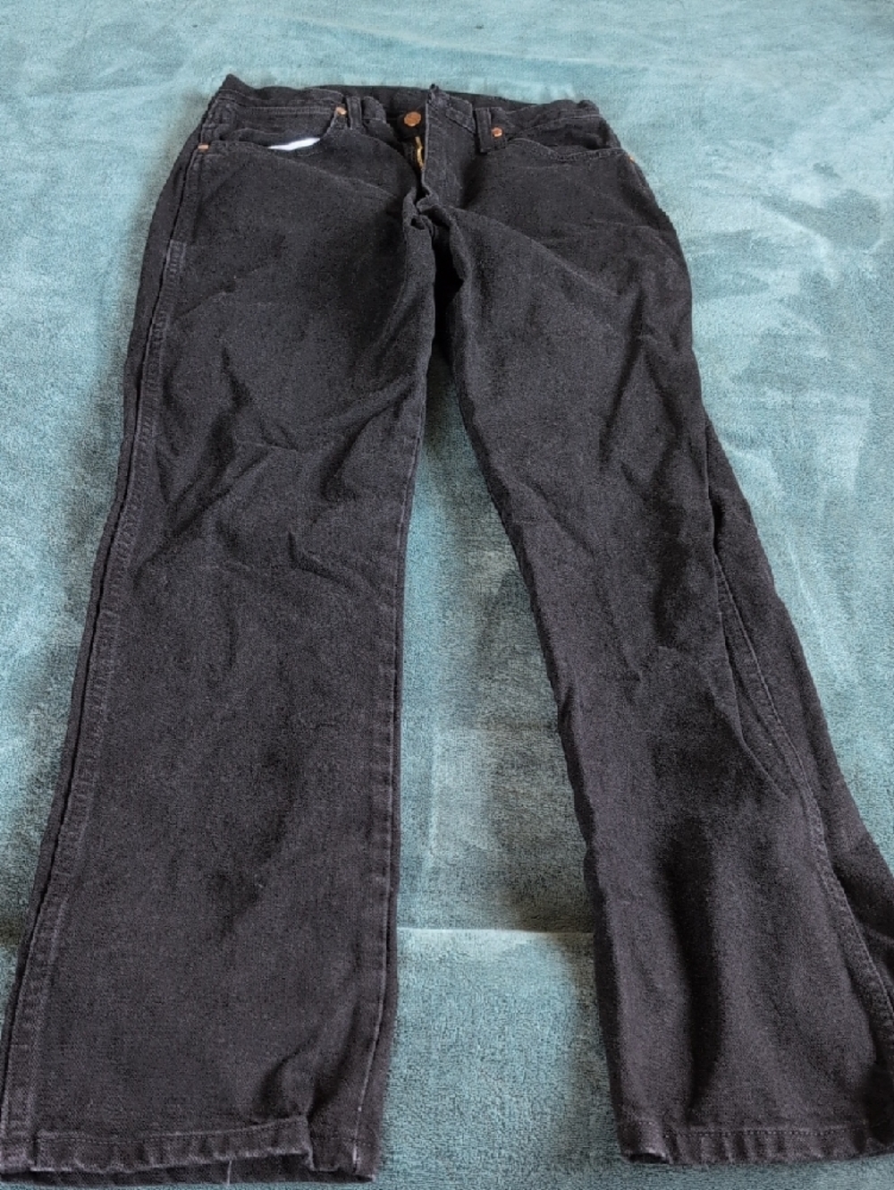 Wrangler Black Jeans with Brown Leather Patch and Red Tab - Picture 2 of 4